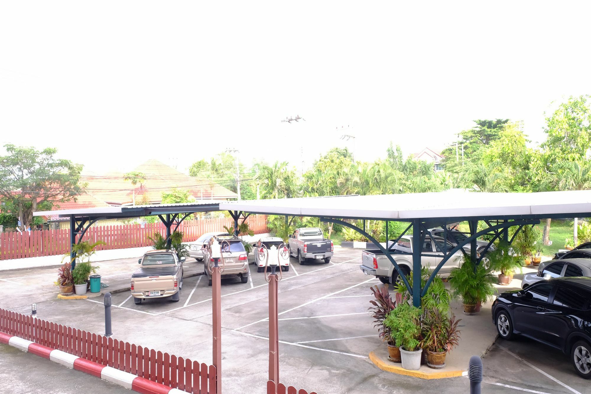 Banchang apartamento y Hotel Rayong Exterior foto